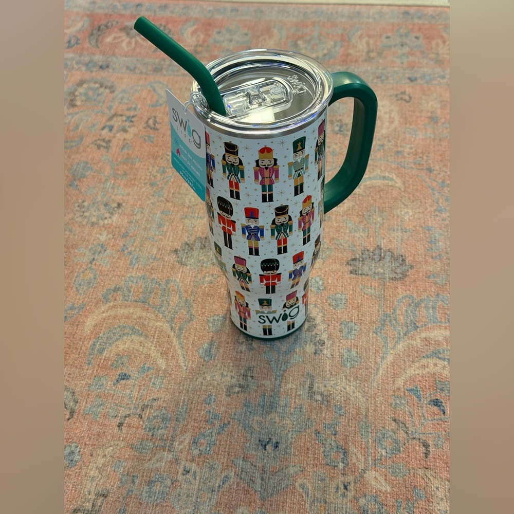 SWIG LIFE 30oz Insulated Tumbler W/ Handle, Lid & Straw in Classic Nutcracker - Picture 3 of 12